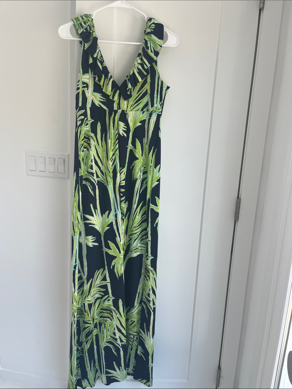 Lilly Pulitzer Navy and Lime Green Palm-Print Maxi Dress - Picture 6 of 9